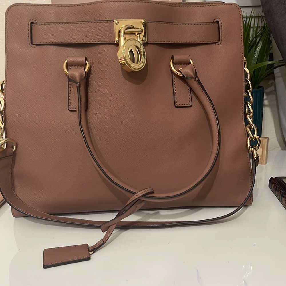 Michael Kors Hamilton Traveler